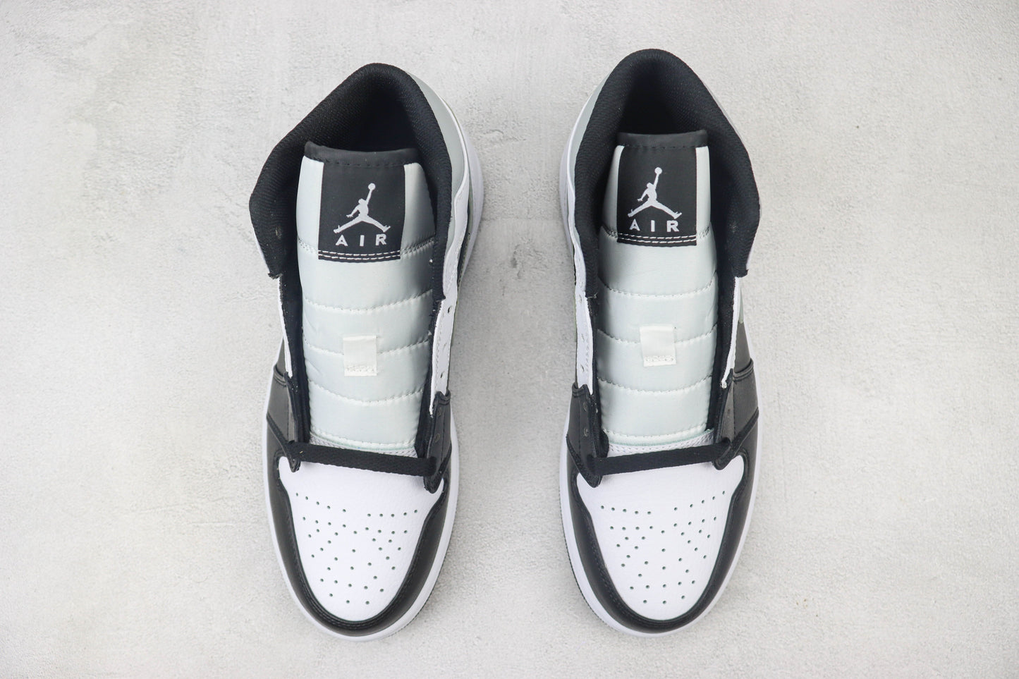 Air Jordan 1 Mid White Shadow