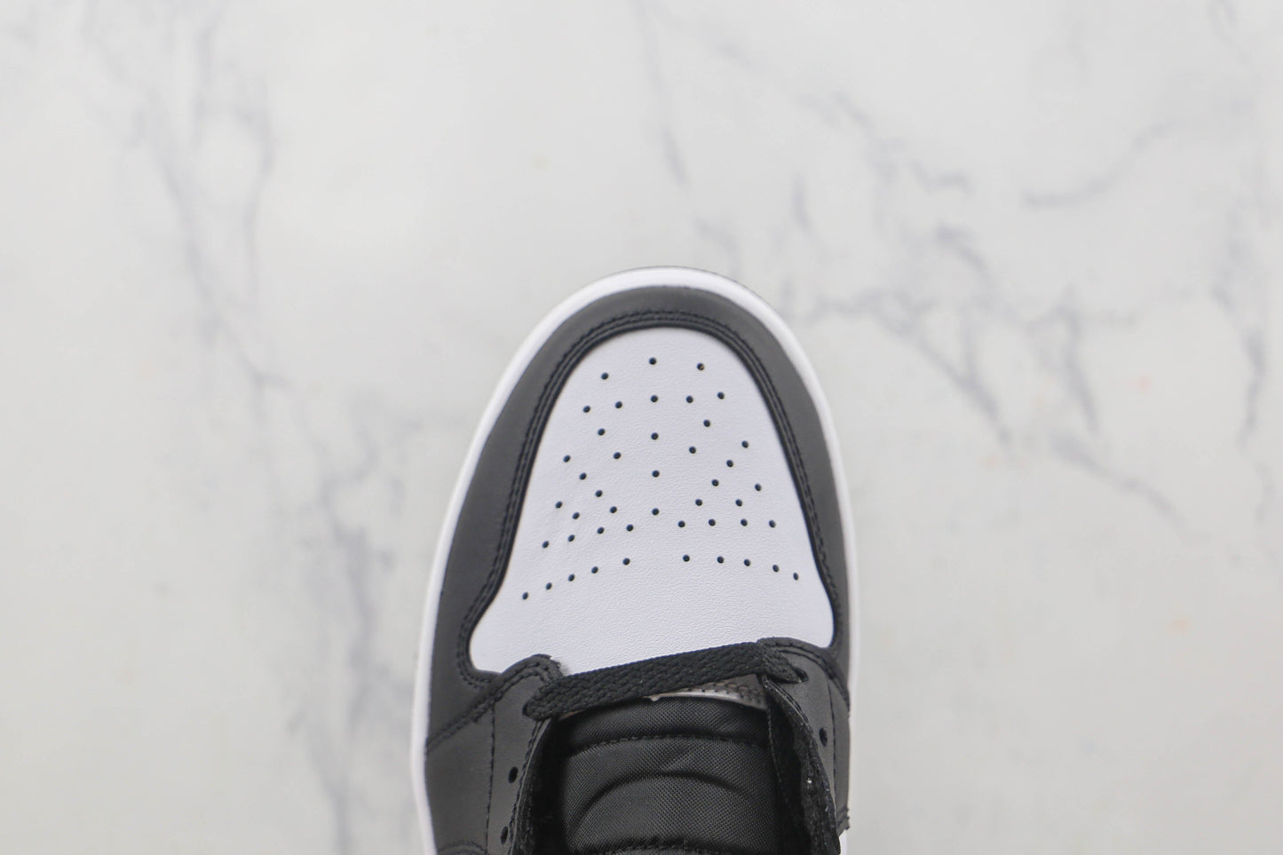 Air Jordan 1 Mid Zen Master