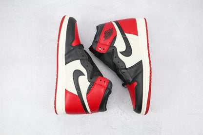 Air Jordan 1 Retro High Bred Toe