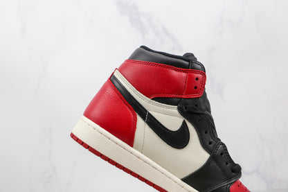 Air Jordan 1 Retro High Bred Toe