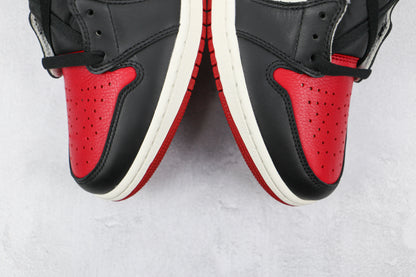Air Jordan 1 Retro High Bred Toe
