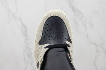 Air Jordan 1 Retro High Neutral Grey Hyper Crimson