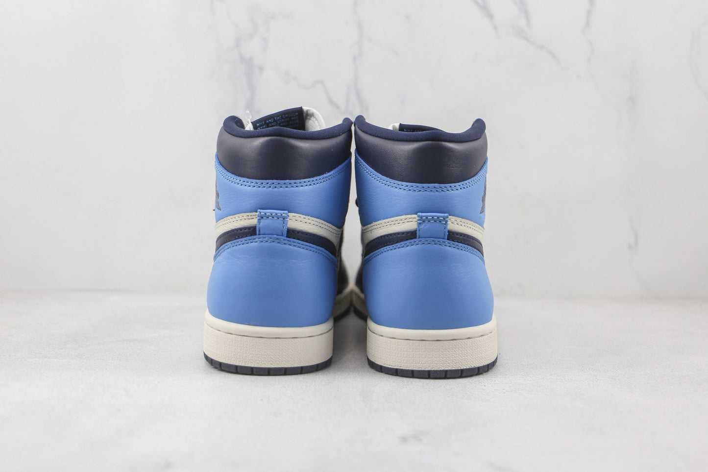 Air Jordan 1 Retro High Obsidian