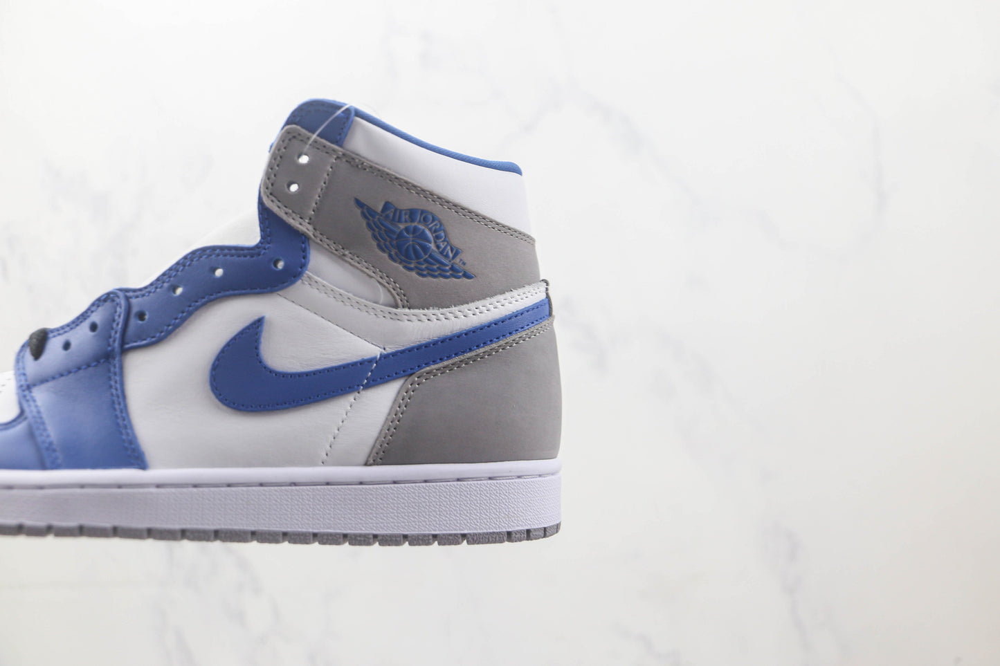 Air Jordan 1 Retro High True Blue