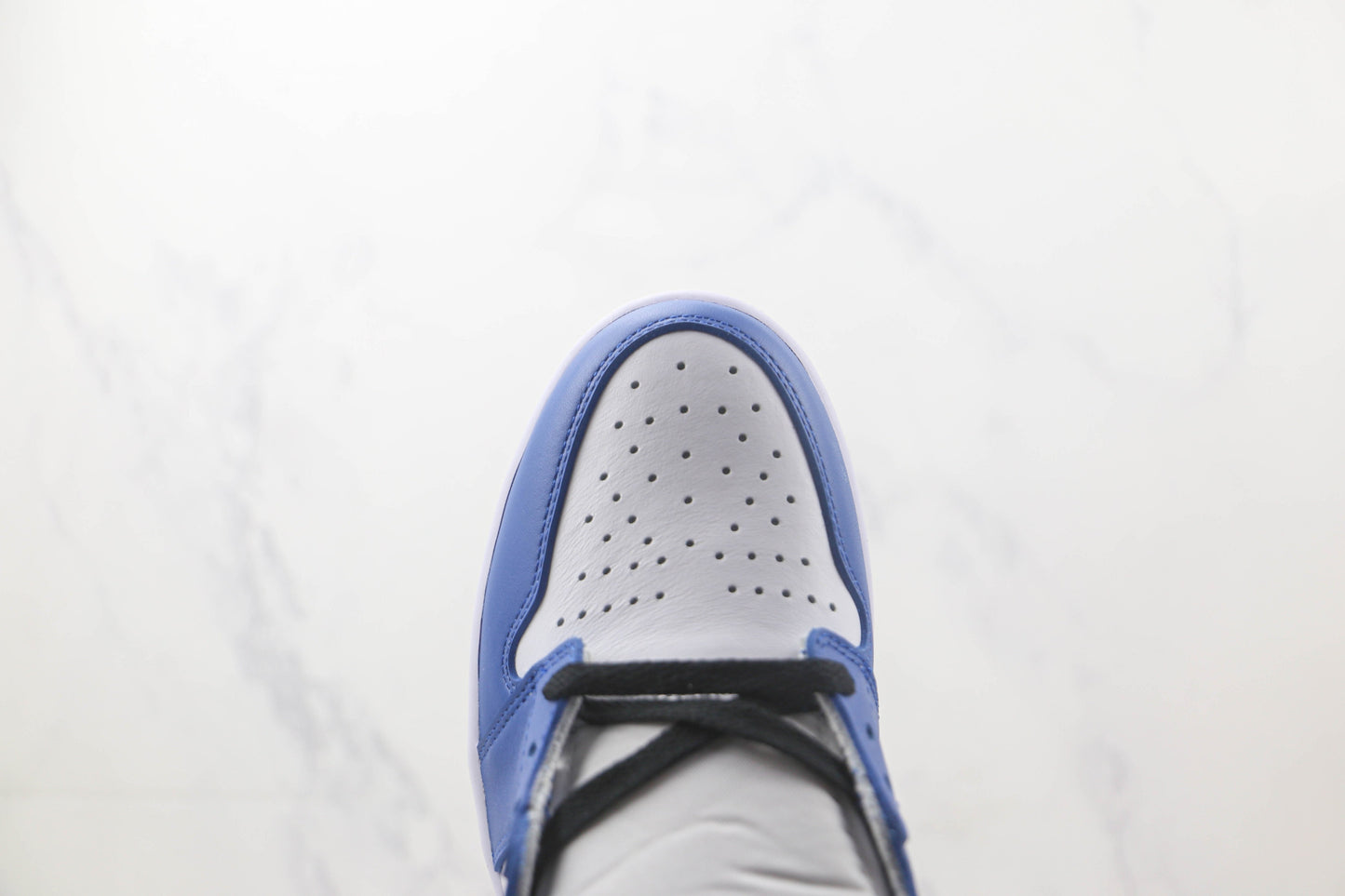 Air Jordan 1 Retro High True Blue