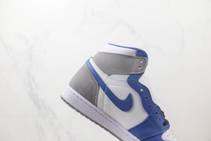 Air Jordan 1 Retro High True Blue