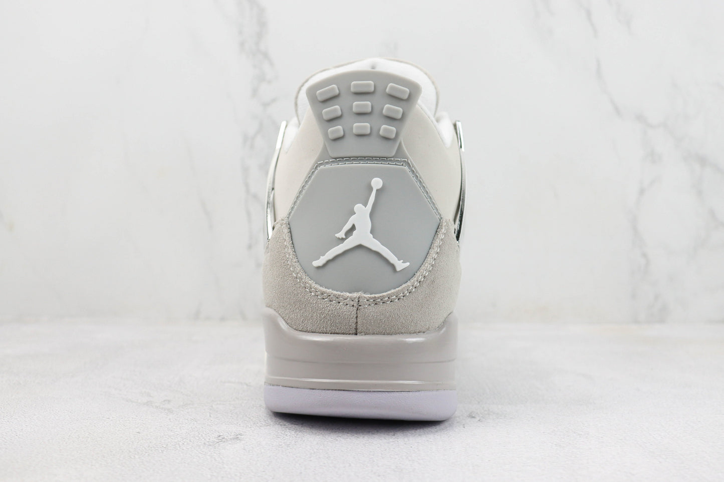 Air Jordan 4 Frozen Moments