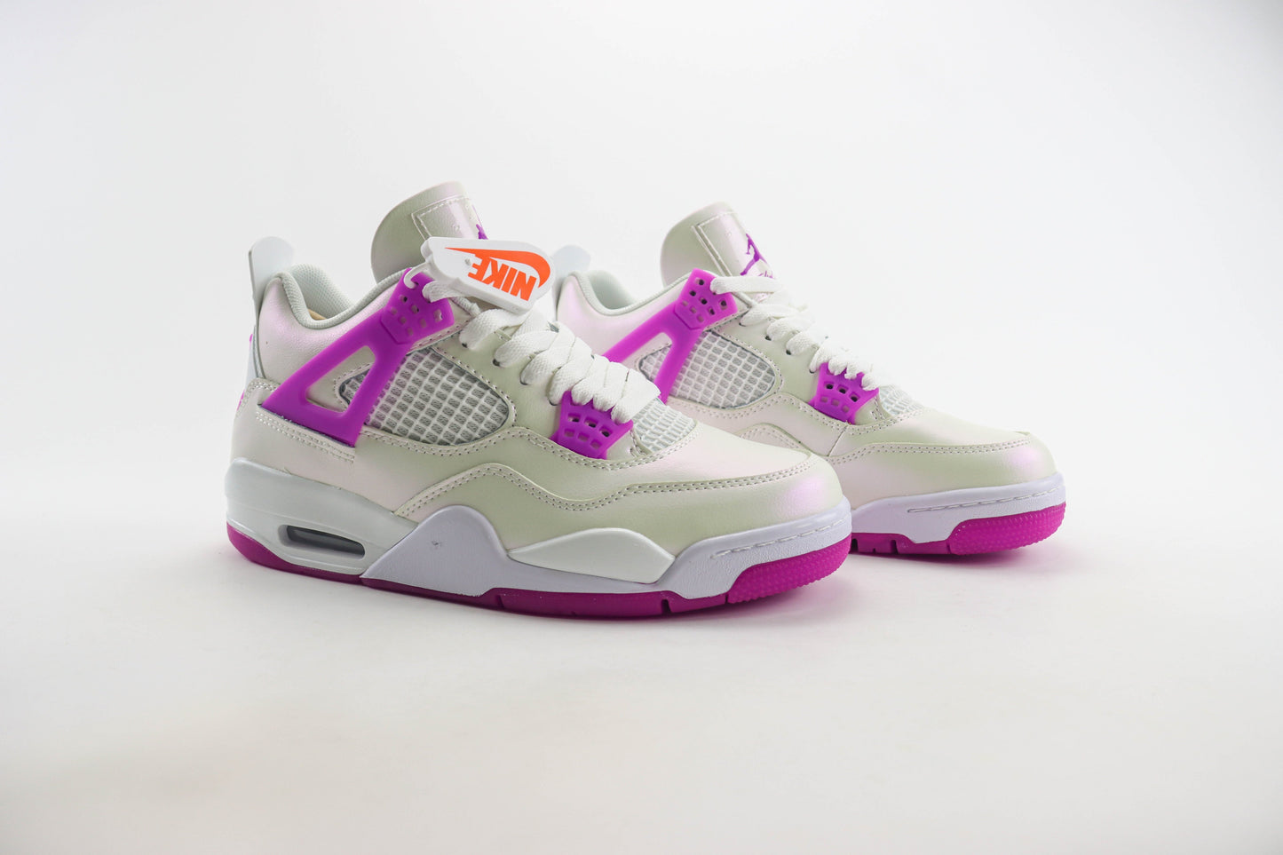 Air Jordan 4 Hyper Violet