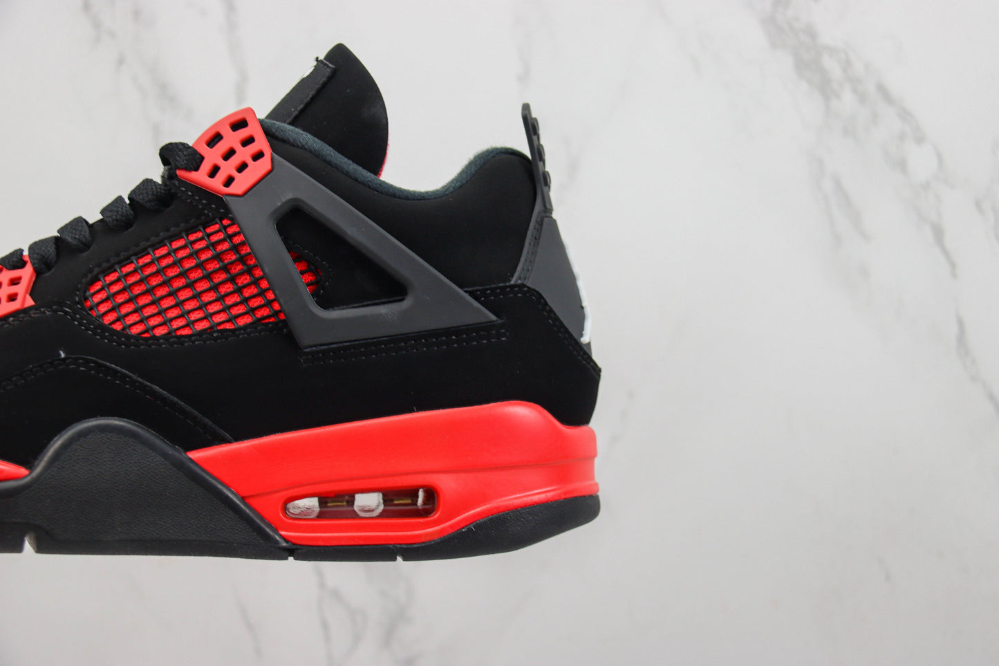Air Jordan 4 Red Thunder