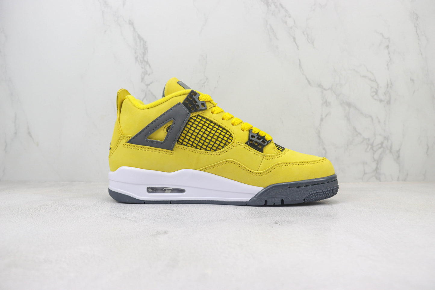 Air Jordan 4 Retro Lightning