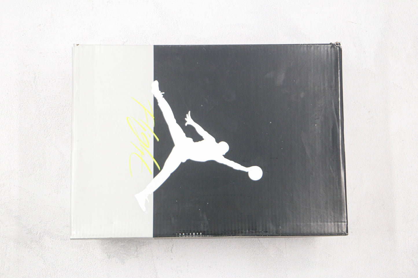 Air Jordan 4 Retro Neon