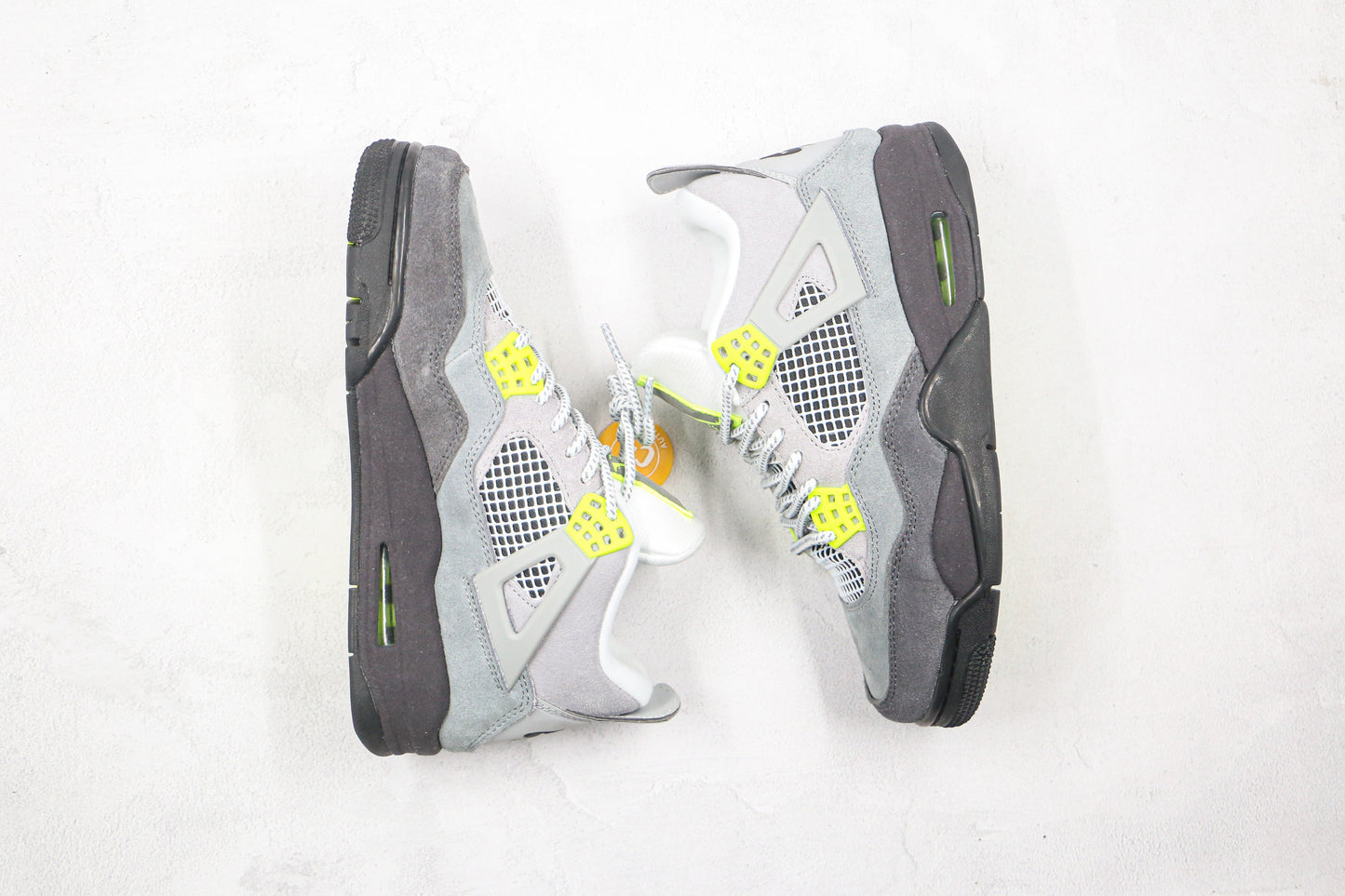 Air Jordan 4 Retro Neon