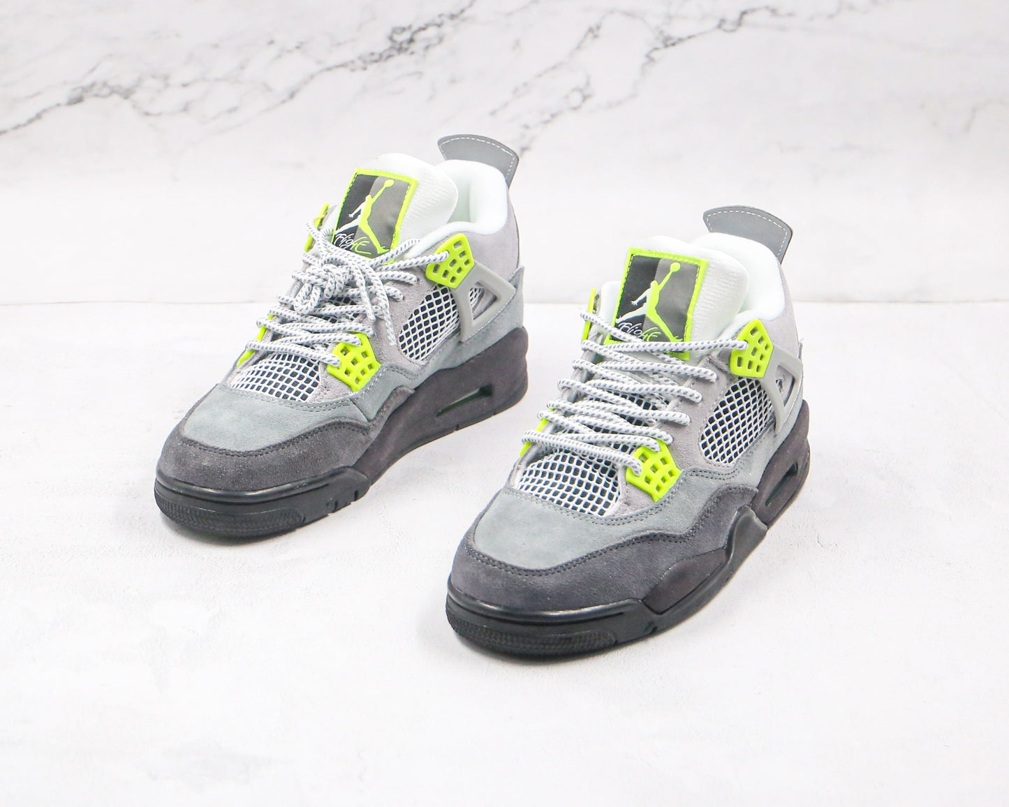 Air Jordan 4 Retro Neon