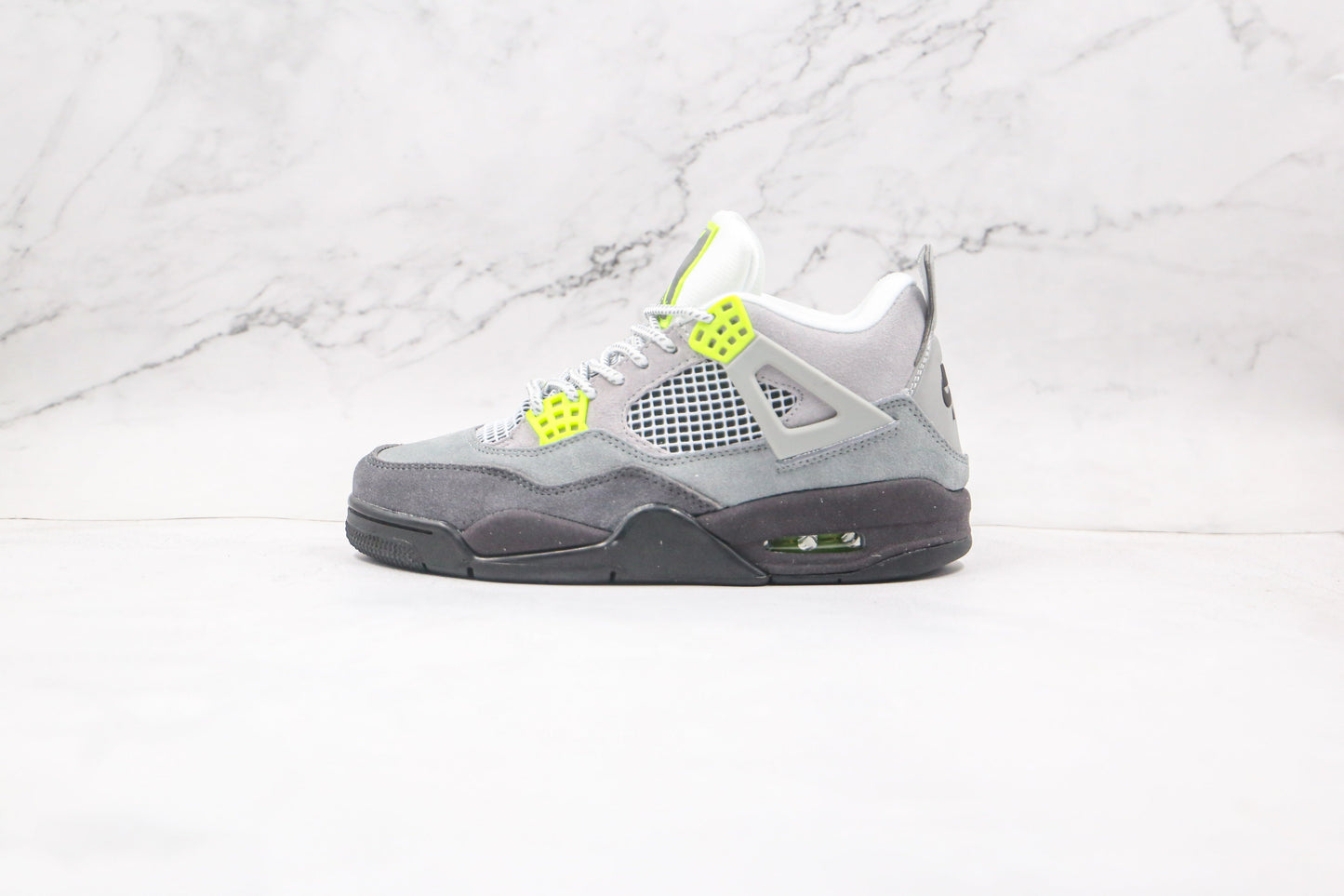 Air Jordan 4 Retro Neon