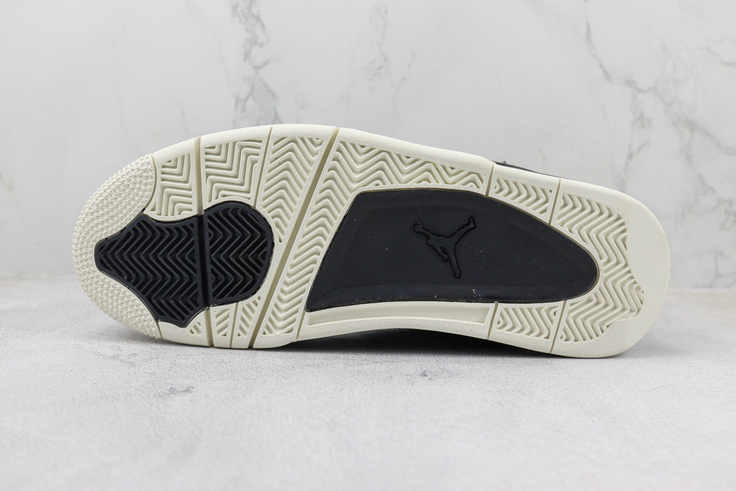 Air Jordan 4 Retro Pinnacle
