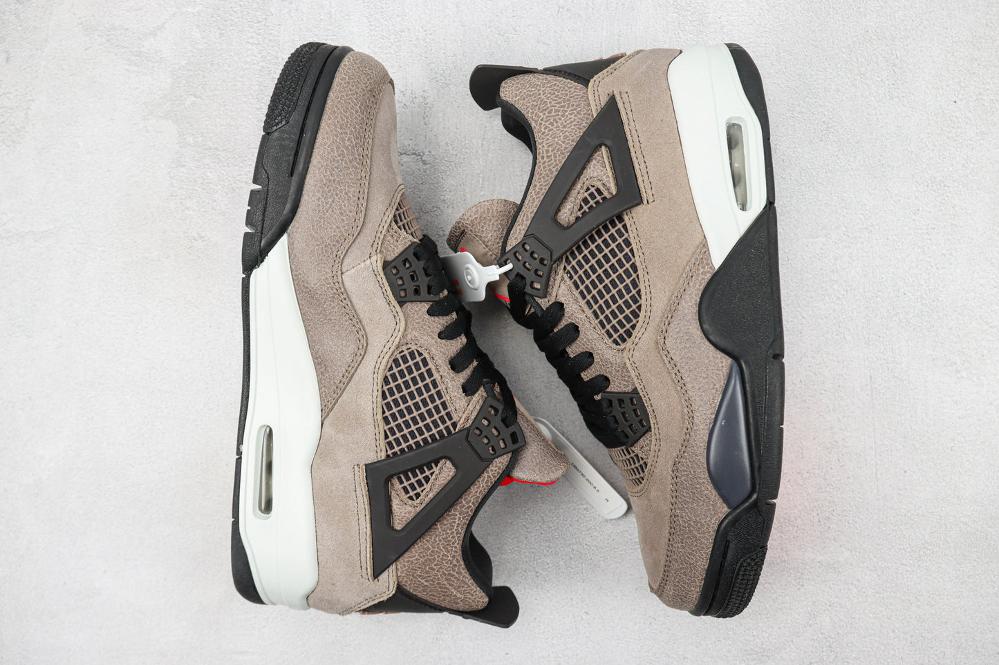 Air Jordan 4 Retro Taupe Haze
