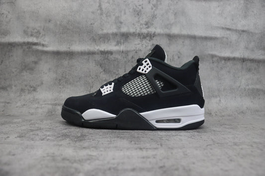 Air Jordan 4 White Thunder