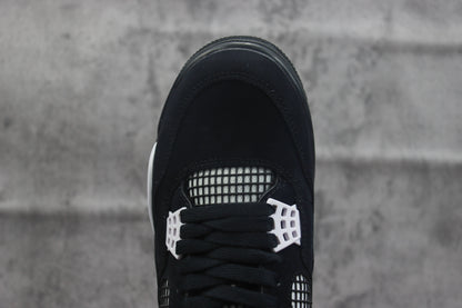 Air Jordan 4 White Thunder
