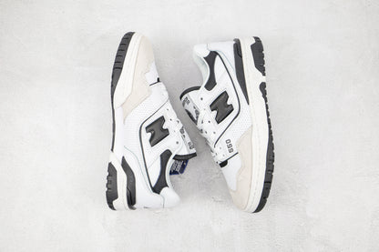 New Balance 550 Sea Salt Black