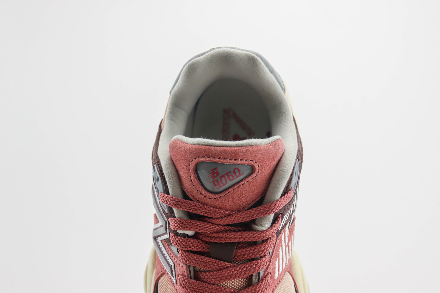 New Balance 9060 Cherry Blossom