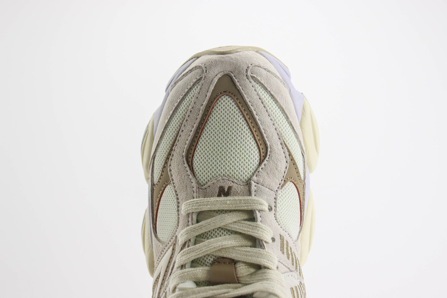 New Balance 9060 Sea Salt Brown