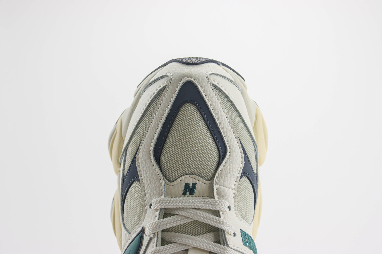 New Balance 9060 Sea Salt New Spruce