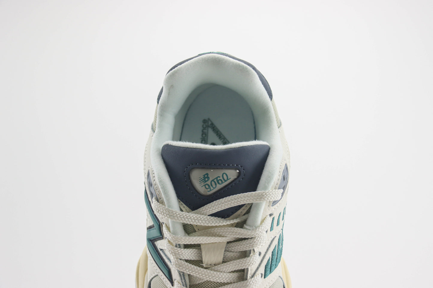 New Balance 9060 Sea Salt New Spruce