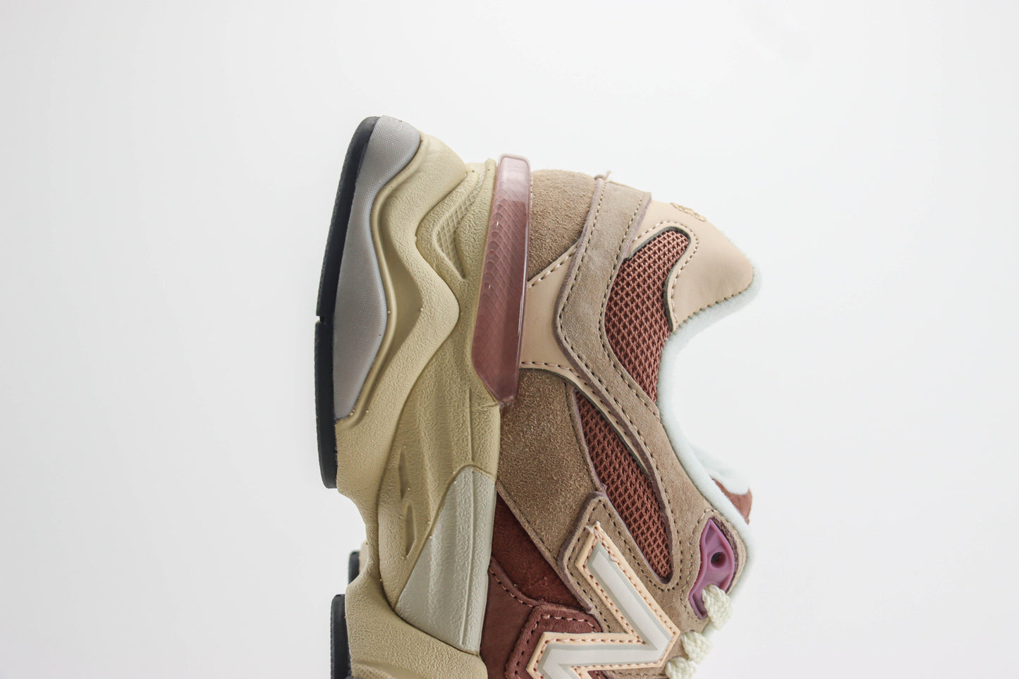 New Balance 9060 Sparrow