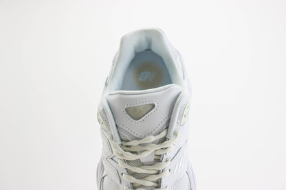 New Balance 9060 Triple White