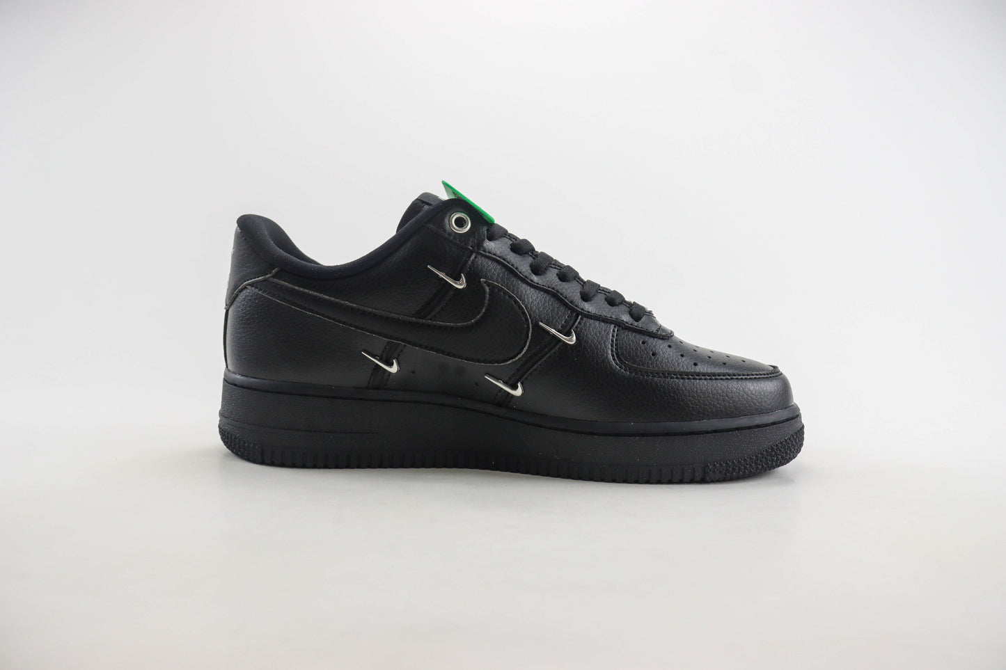 Nike Air Force 1 Low Black/Metallic Silver