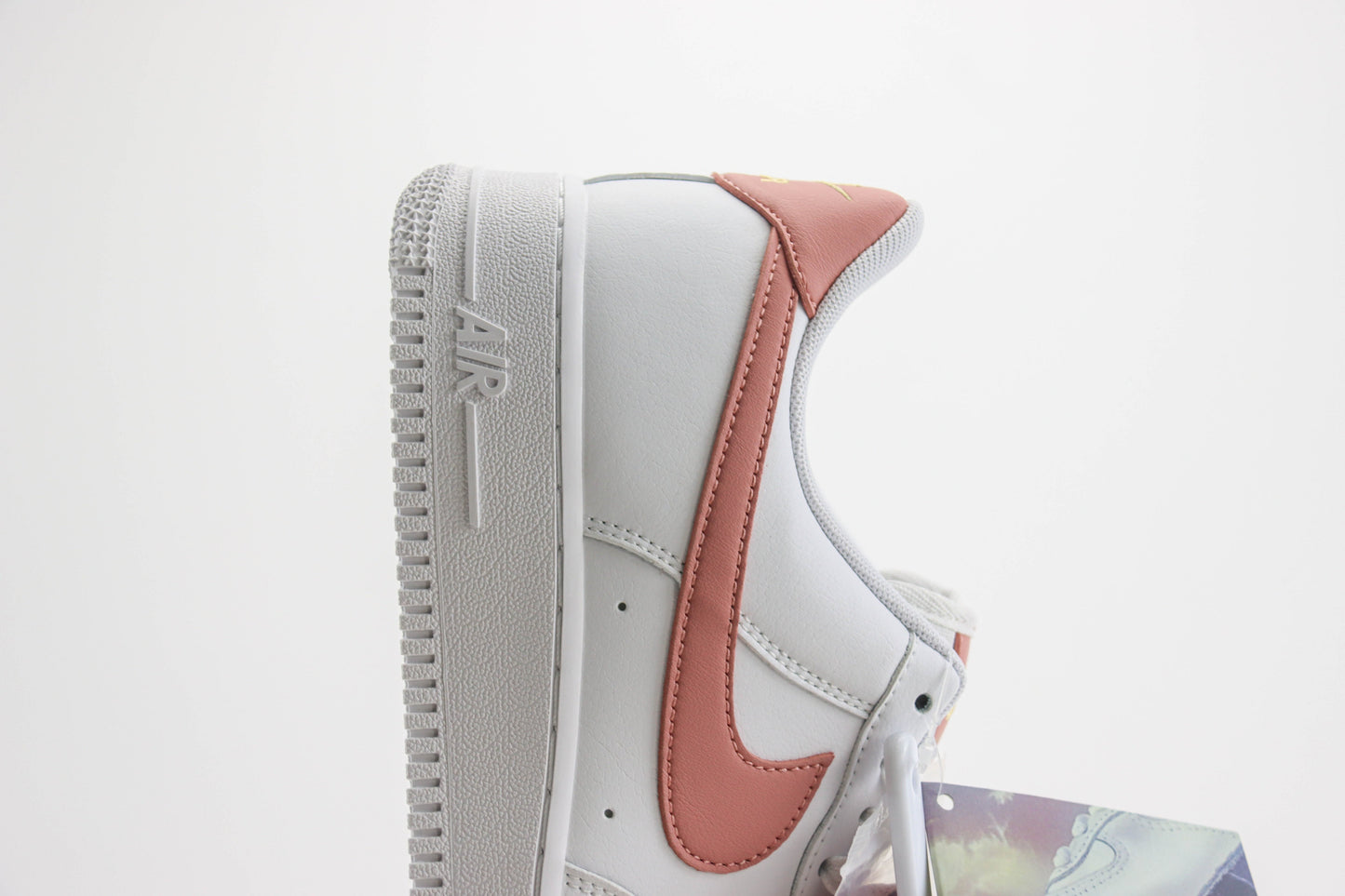 Nike Air Force 1 Low Essential Rust Pink