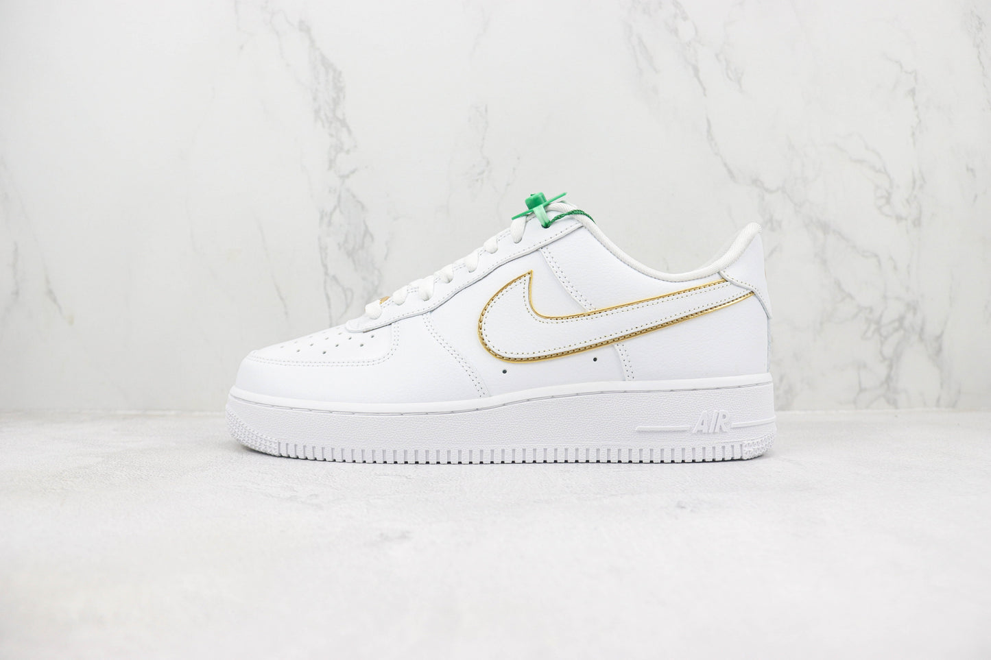 Nike Air Force 1 Low Metallic Gold