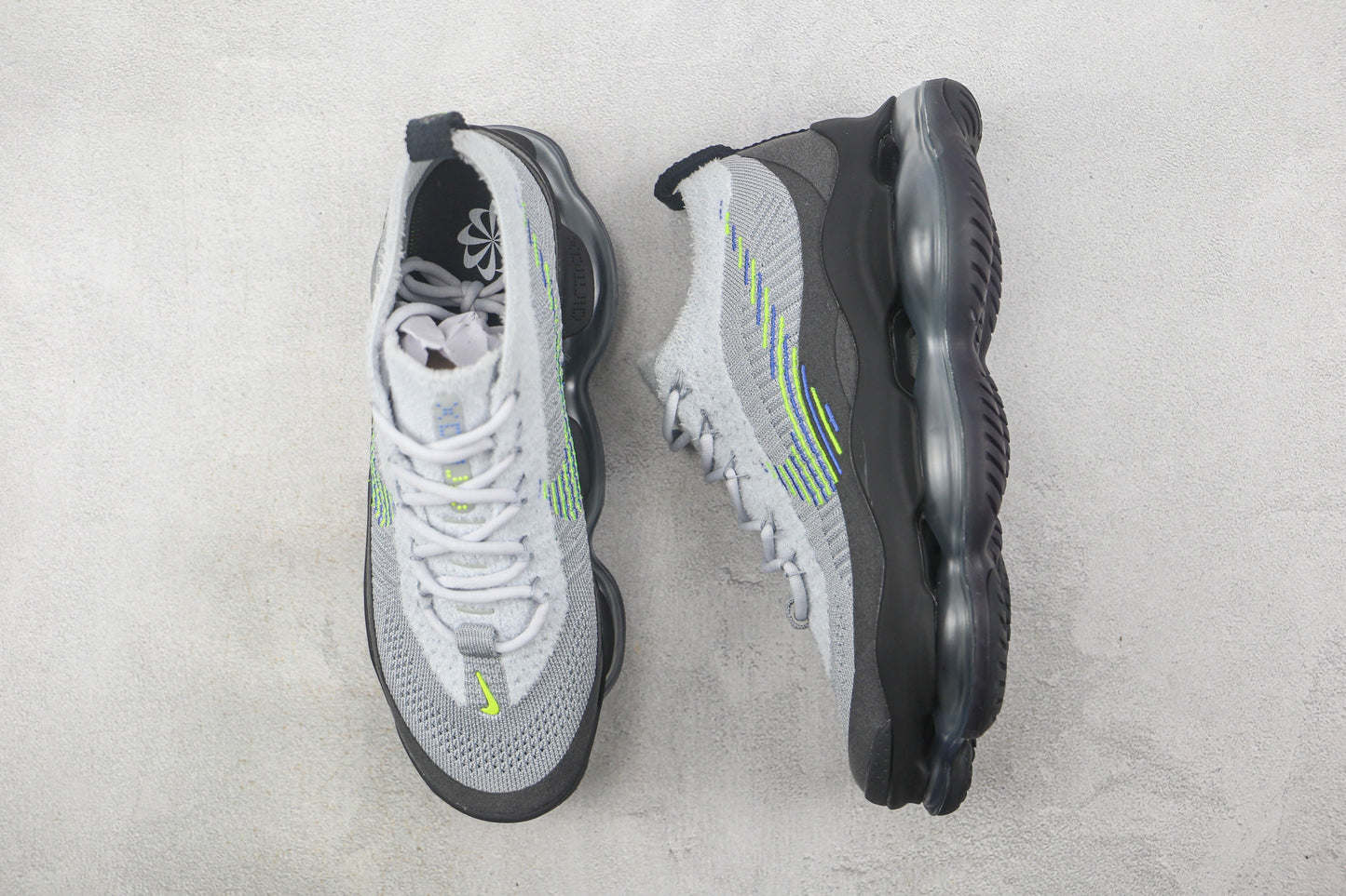 Nike Air Max Scorpion Borrows