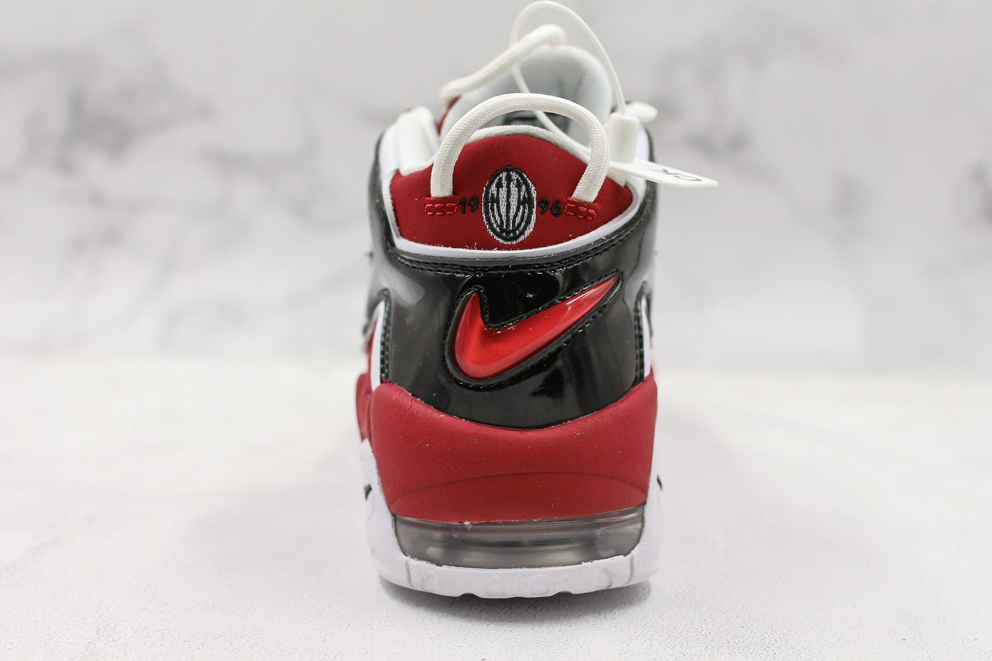 Nike Air More Uptempo Bulls