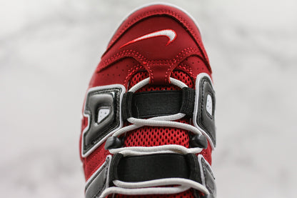 Nike Air More Uptempo Bulls