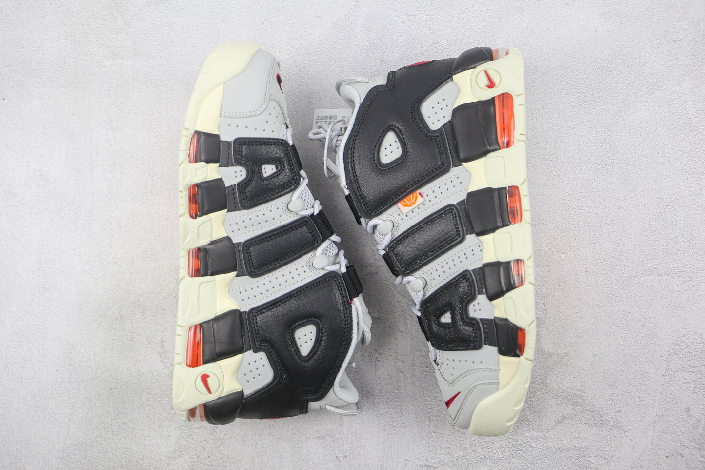 Nike Air More Uptempo Hoops