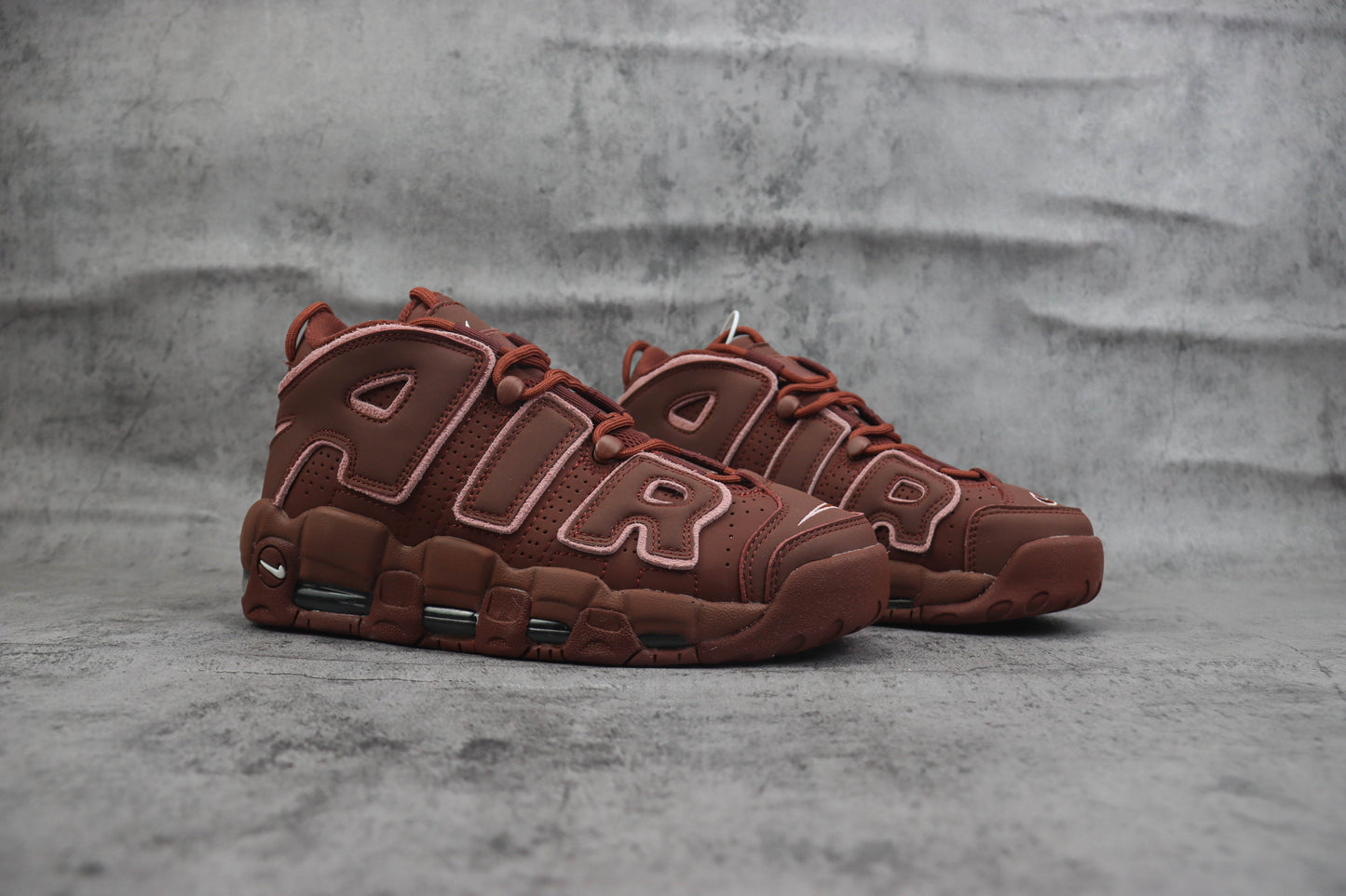 Nike Air More Uptempo Valentine's Day