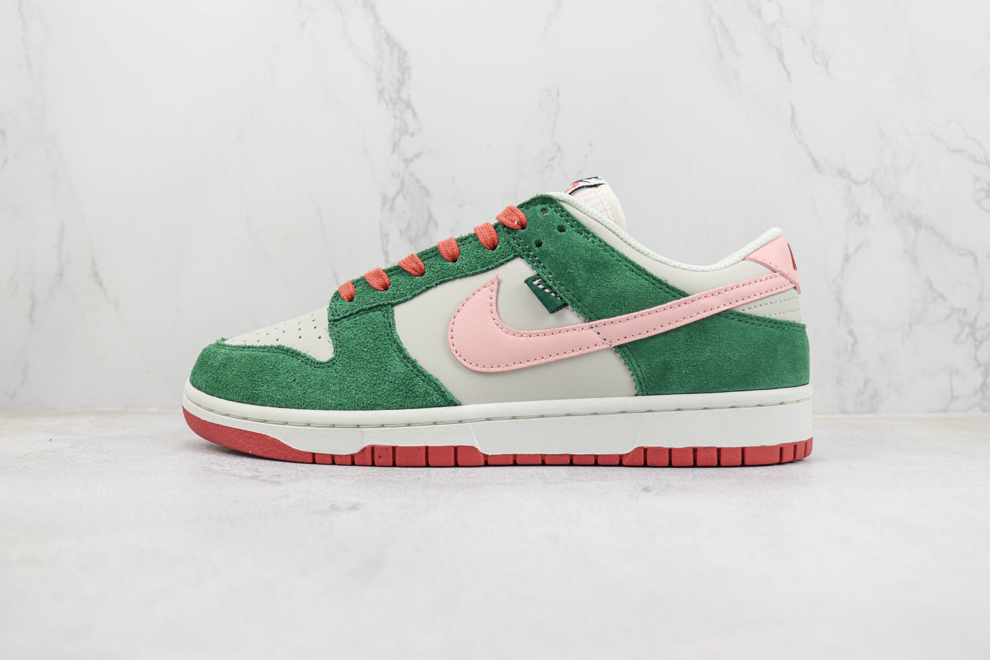 Nike Dunk Low All Petals United