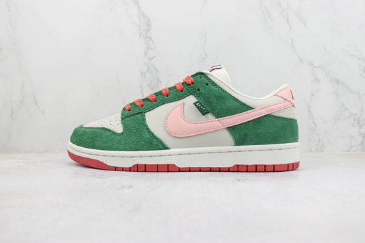 Nike Dunk Low All Petals United