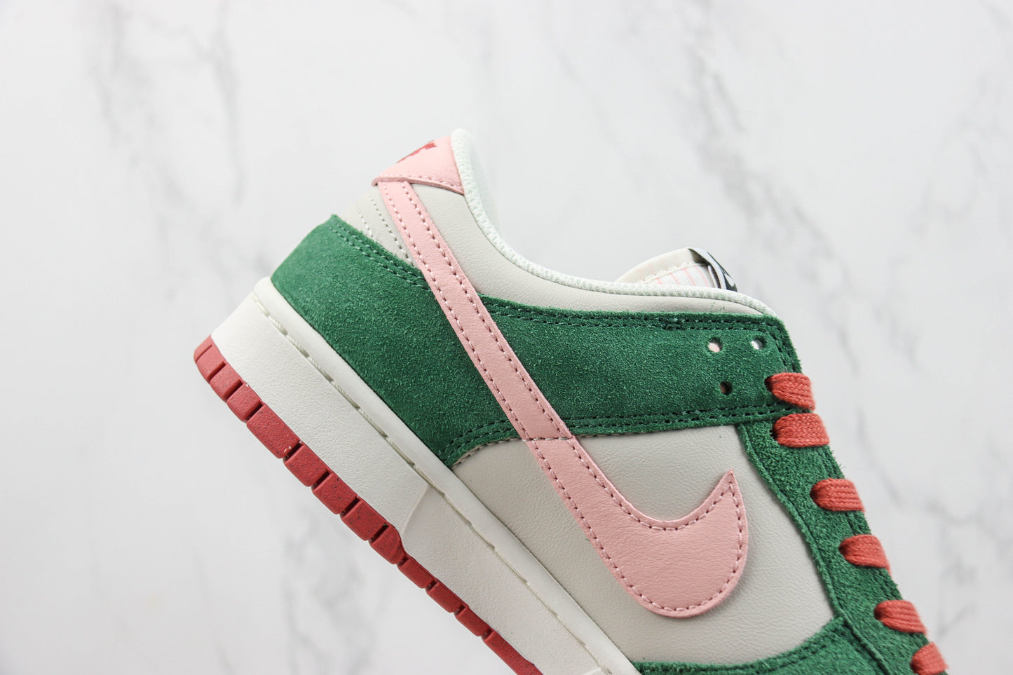 Nike Dunk Low All Petals United