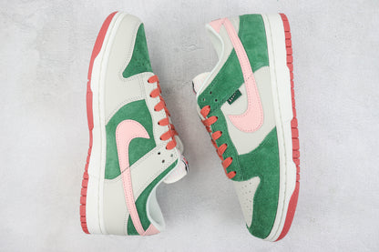 Nike Dunk Low All Petals United
