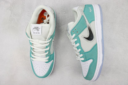 Nike Dunk Low April Skateboards