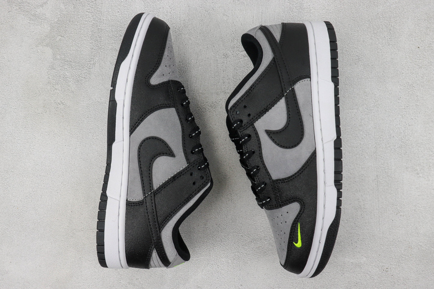 Nike Dunk Low Black/Grey/Neon Green