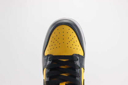 Nike Dunk Low Black/University Gold