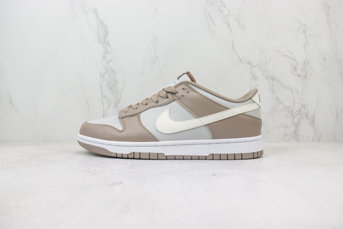 Nike Dunk Low Bone Beige