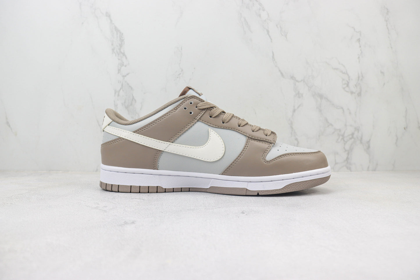 Nike Dunk Low Bone Beige