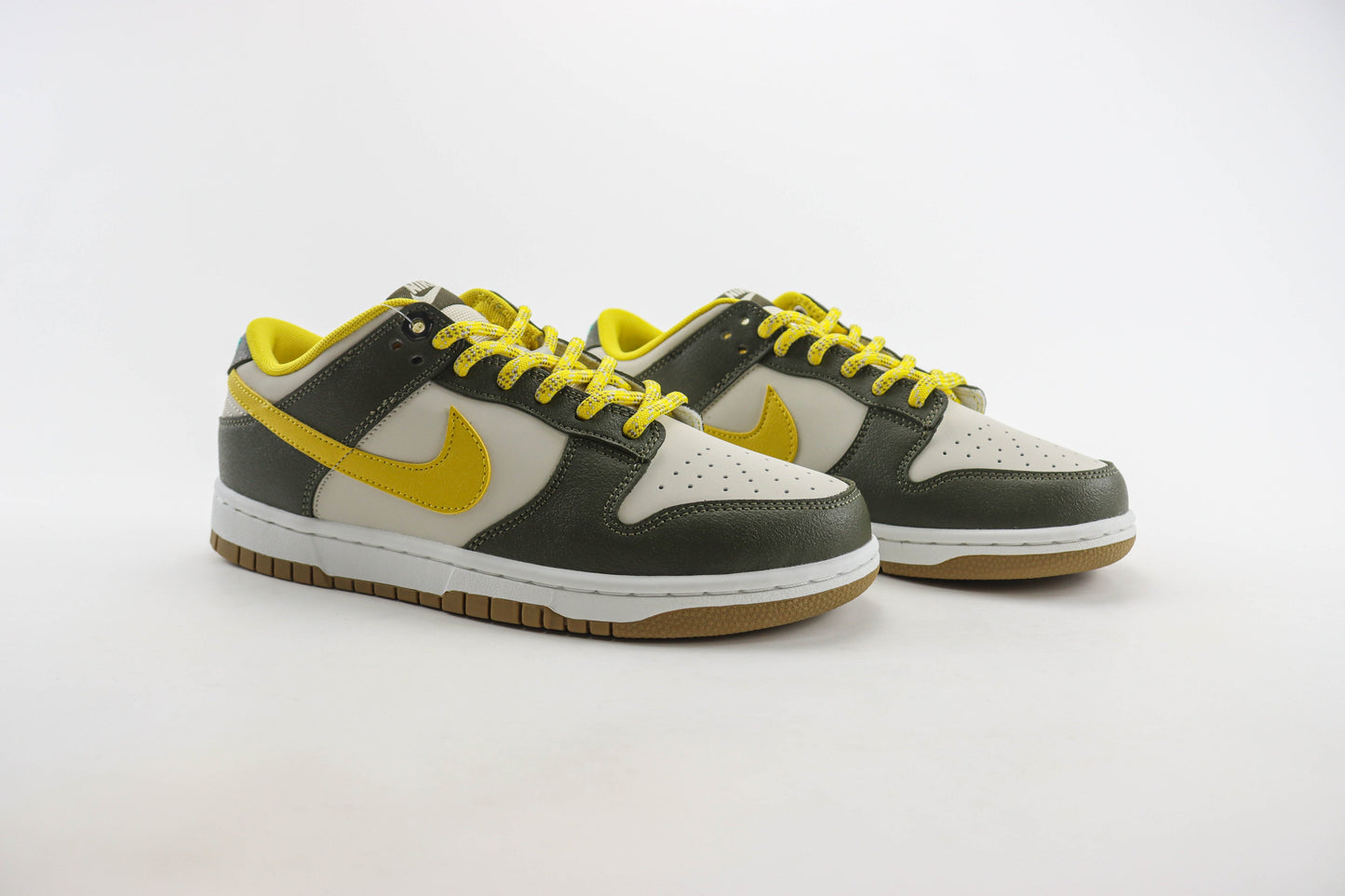 Nike Dunk Low Cargo Khaki/Vivid Sulfur