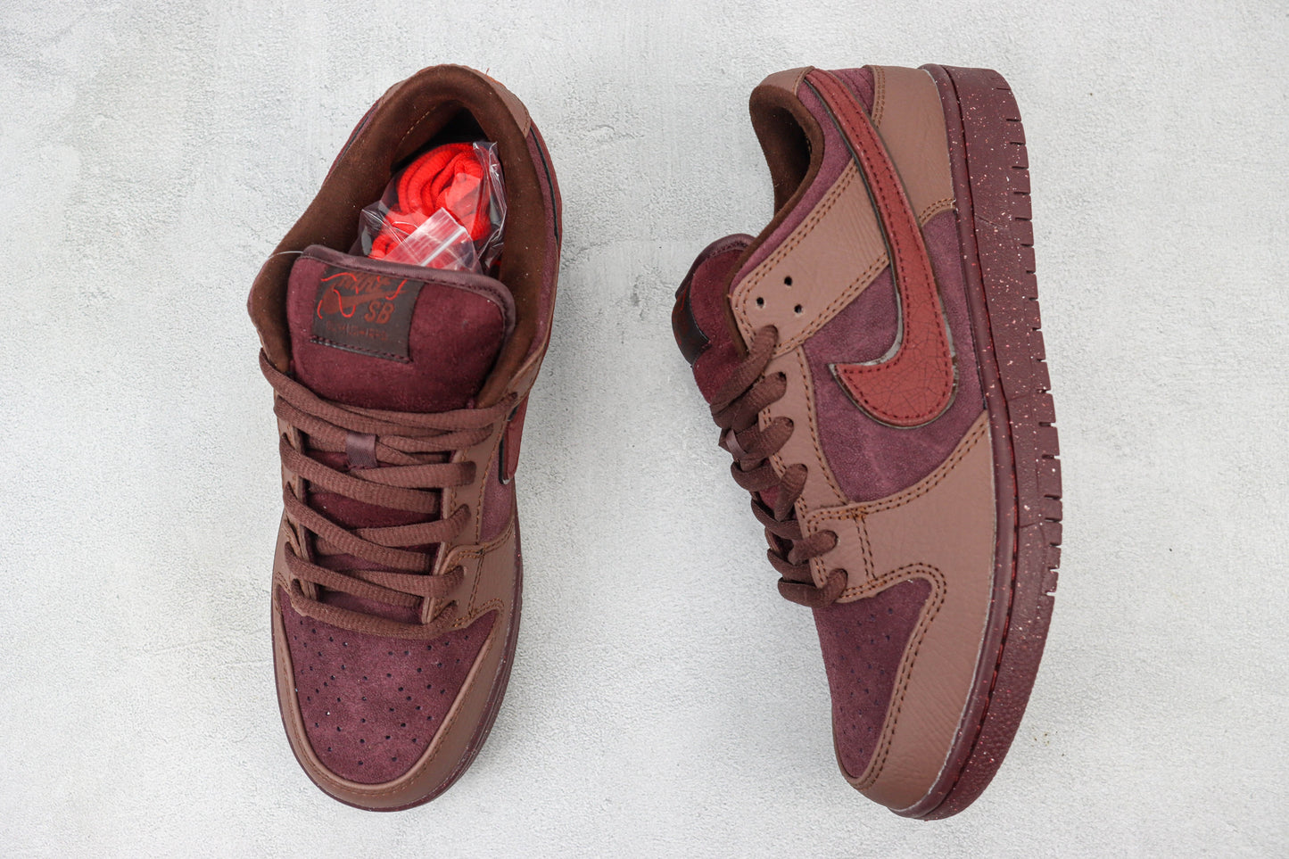 Nike Dunk Low City Of Love Burgundy