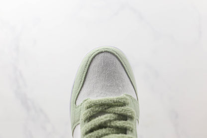 Nike Dunk Low Fleece Pack, Honeydew