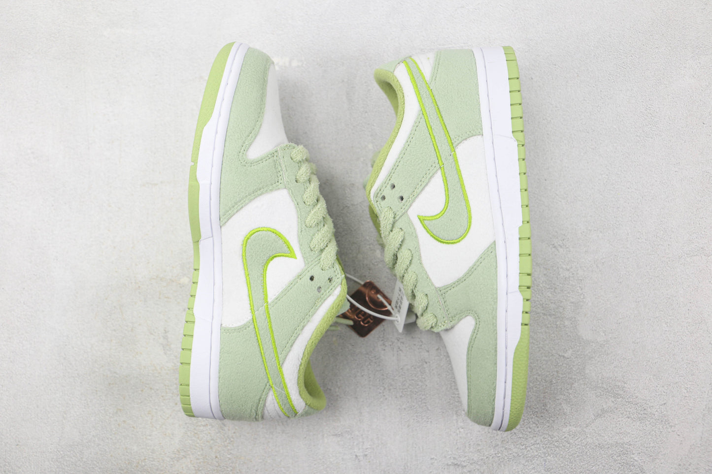 Nike Dunk Low Fleece Pack, Honeydew